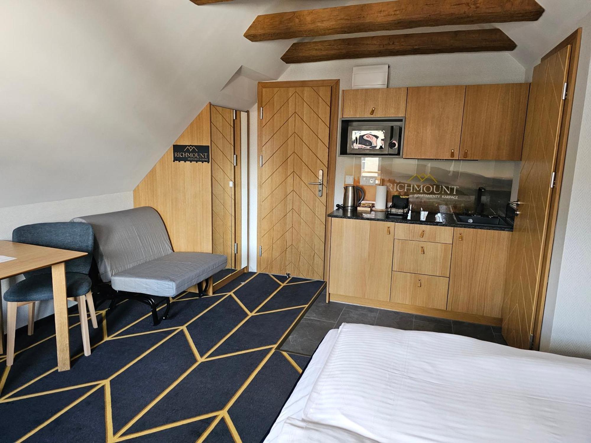 Apartament Richmount *
